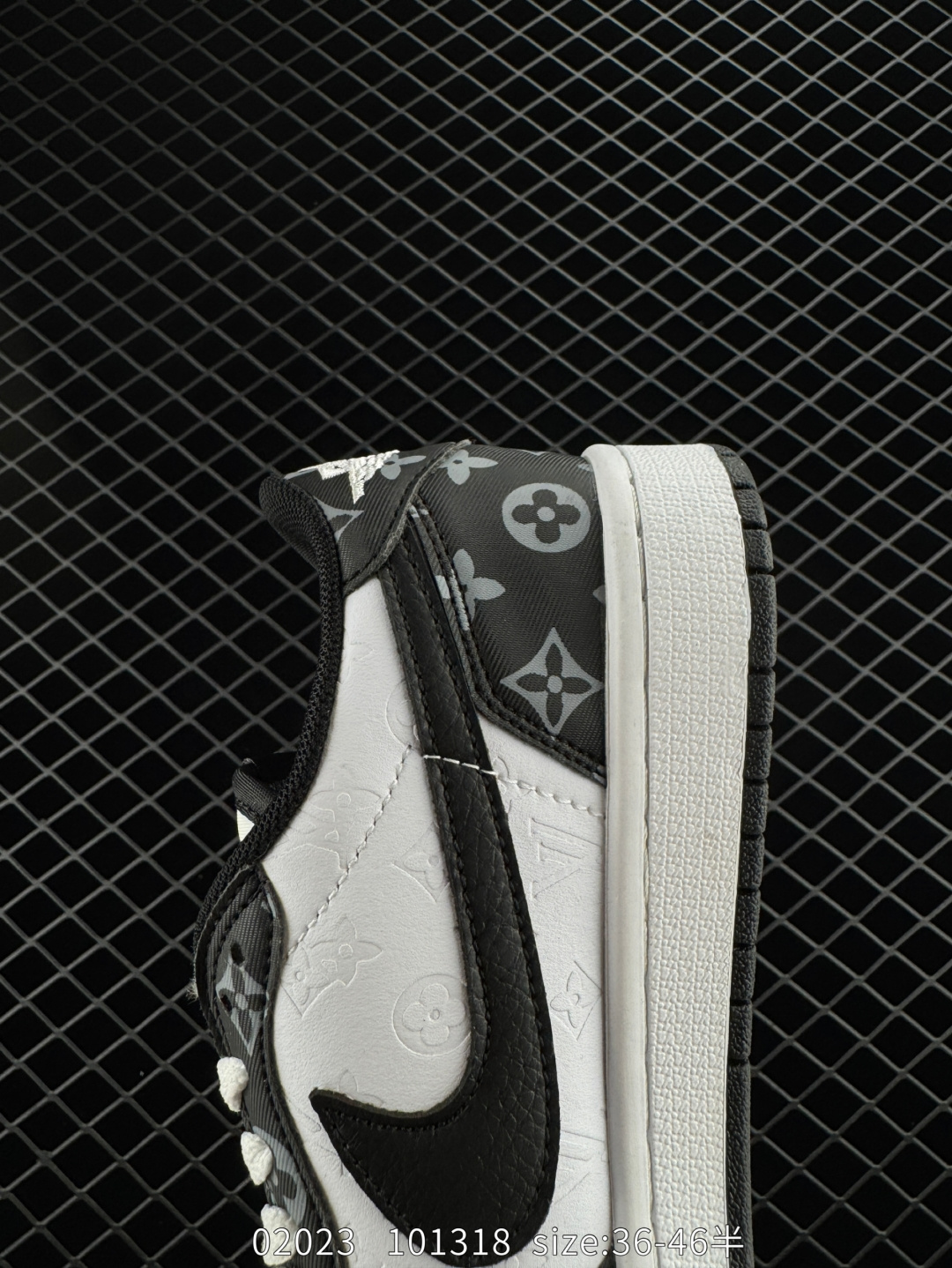 Travis Scott x Air Jordan 1 Low OG 